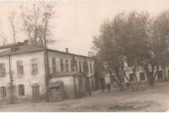 Старое общежитие ЮФ на Никитина 17, 1951 год